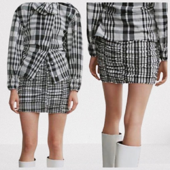 Zara Dresses & Skirts - Zara Black White Plaid Rouched High Waisted Mini Skirt Size XS